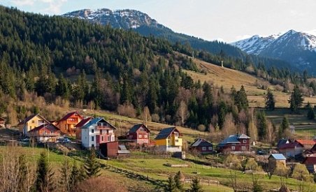 Publicaţia Daily Mail îi îndeamnă pe britanici să cumpere case în Transilvania