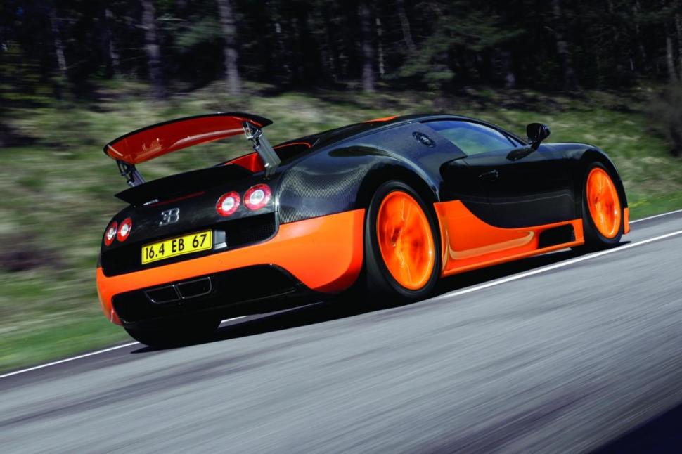 Bugatti anunţă Veyron 16.4 Super Sport. Bolidul cu o putere de 1.200 cai a stabilit un nou record mondial de viteză (FOTO) 80086