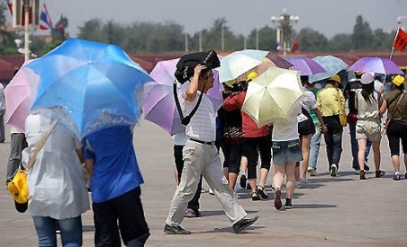 Val de căldură în China: Populaţia îndură temperaturi de peste 40 de grade