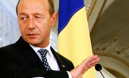 Băsescu: Ar trebui impozitate inclusiv pensiile şi indemnizaţia de şomaj
