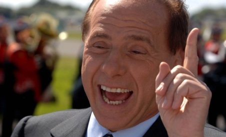 Berlusconi recunoaşte: Nu mai sunt un playBOY, ci un playOLD 