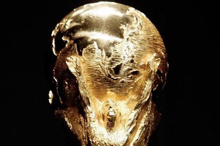 Forlan, ?Balonul de Aur? al Cupei Mondiale. Spania rupe blestemul european