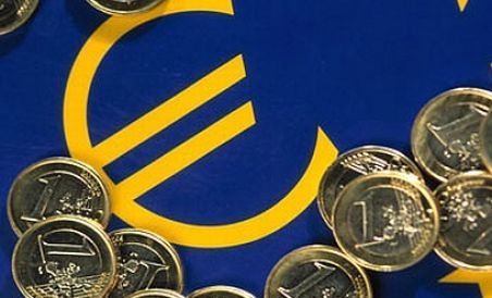 Raport: Desfiinţarea zonei euro va permite UE să revină la creştere economică