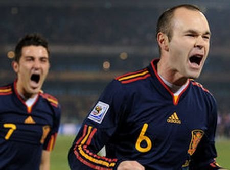 Spania este campioană mondială! Iniesta învinge Olanda în minutul 117