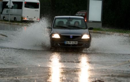 Alertă de evacuare într-un cartier din Sfântu Gheorghe după o ploaie puternică