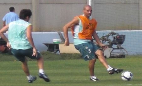 Fostul căpitan al formaţiei Betis Sevilla, David Rivas, va juca la FC Vaslui