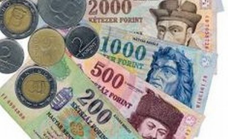 Depreciere puternică a forintului, după eşuarea negocierilor dintre FMI şi autorităţile din Ungaria