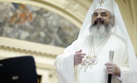 Patriarhul Daniel, supus unei noi intervenţii chirugicale la gleznă