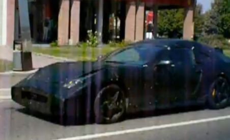 Un Ferrari misterios, filmat la teste în Maranello (VIDEO)