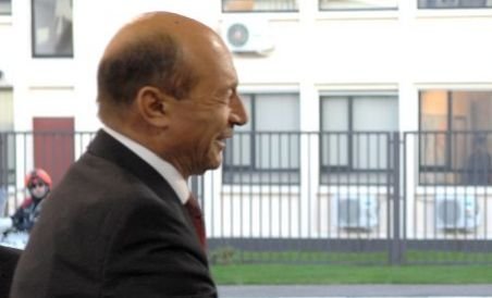 Preşedintele Traian Băsescu a petrecut joi seară în staţiunea Neptun (VIDEO)