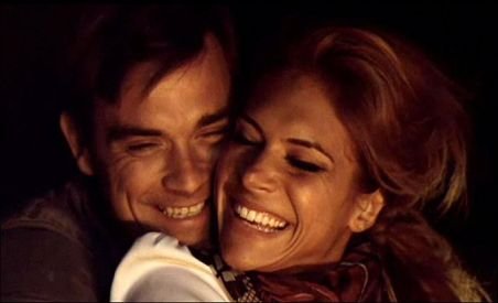 Robbie Williams se căsătoreşte sâmbătă cu iubita lui, americanca Ayda Field 
