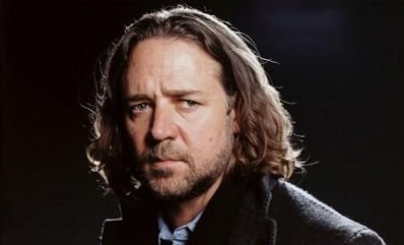 Russell Crowe îl înlocuieşte pe Heath Ledger în filmul australian "Dirt Music"