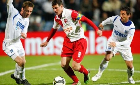 Dinamo îşi revine miraculos la Târgu Jiu şi obţine o remiză 
