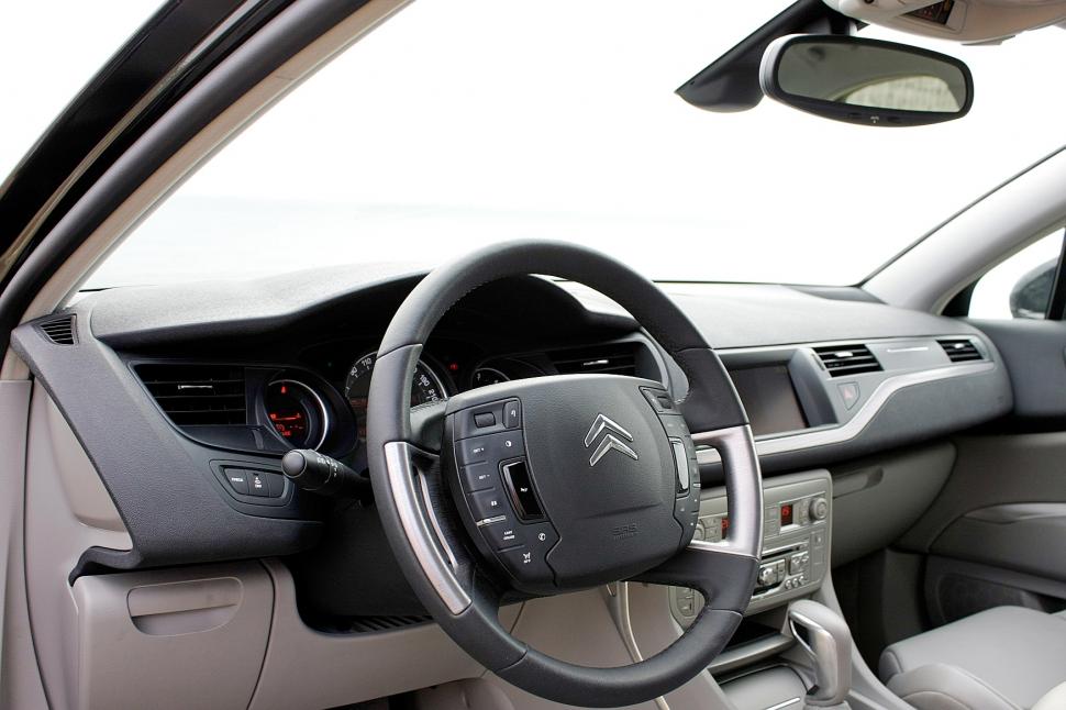 Test drive Antena3.ro. Citroen C5 cu noul V6 HDI, o călătorie  80119