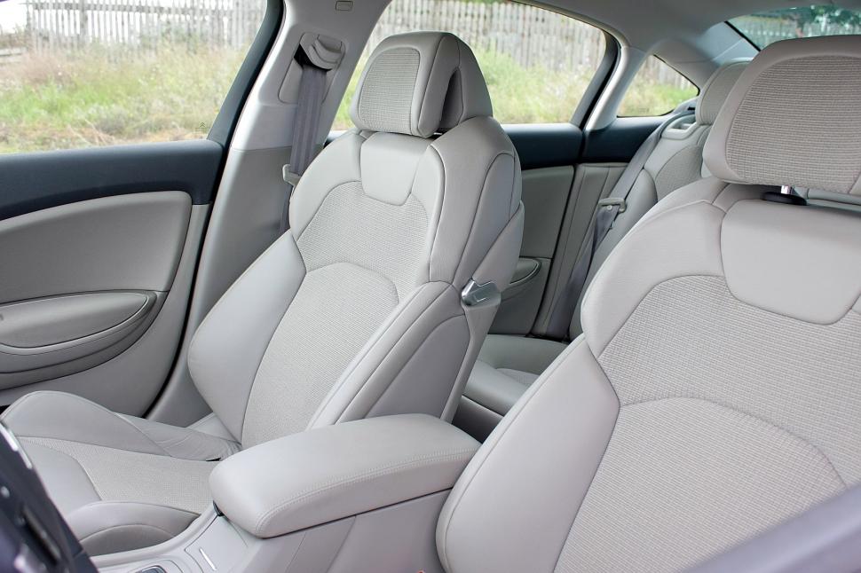 Test drive Antena3.ro. Citroen C5 cu noul V6 HDI, o călătorie  80124