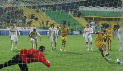 FC Vaslui obţine prima victorie în actualul sezon: 2-1 cu FC Braşov