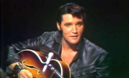 Se împlinesc 33 de ani de la dispariţia regelui rock, Elvis Presley (VIDEO)