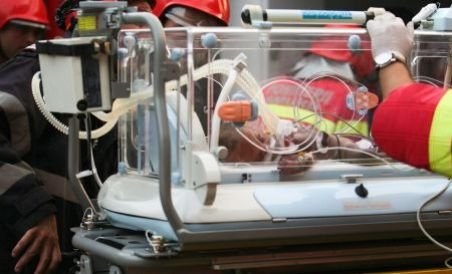 Bilanţul exploziei de la Maternitatea Giuleşti a ajuns la 4 bebeluşi morţi şi 7 răniţi grav. A fost demarată o anchetă (VIDEO)
