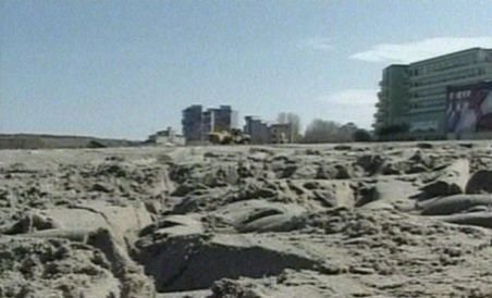 Plajele româneşti ar putea dispărea, în 20 de ani, din cauza eroziunii. Stoparea fenomenului costă peste 300 milioane euro (VIDEO)