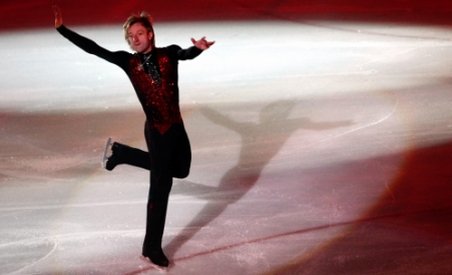 Evgeni Plushenko nu mai are dreptul să participe la competiţiile de patinaj artistic
