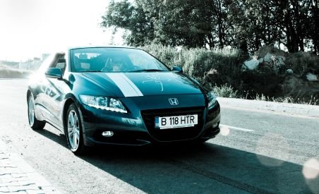 Test drive Antena3.ro. Honda CR-Z, un coupe eco-sportiv exclusivist (FOTO)