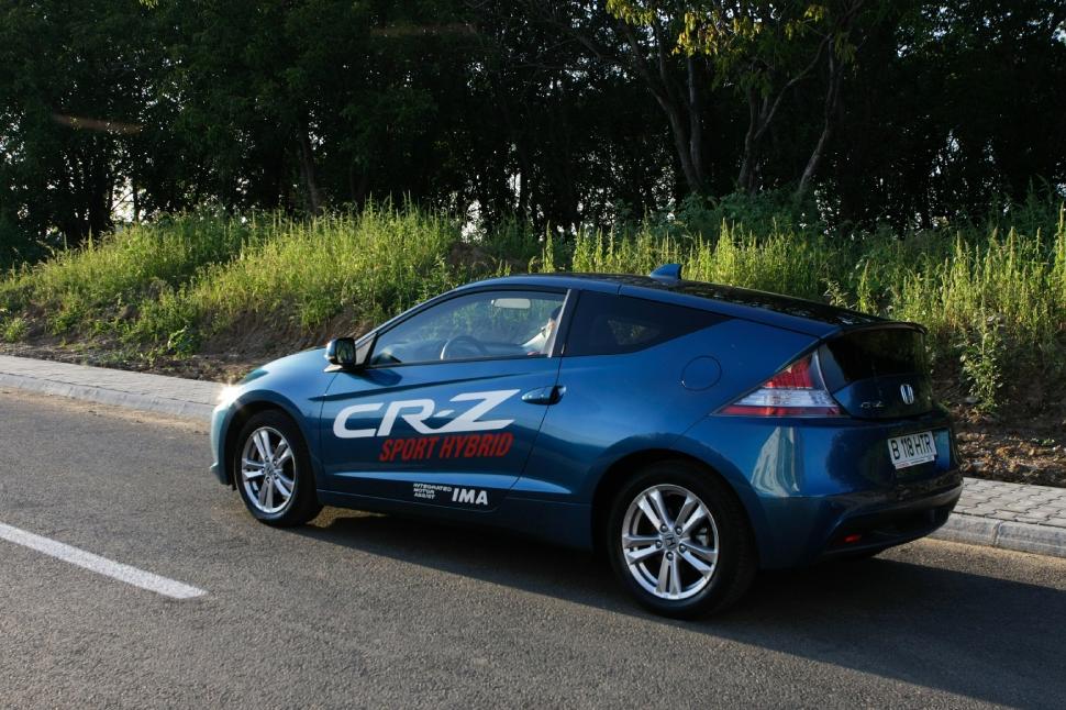 Test drive Antena3.ro. Honda CR-Z, un coupe eco-sportiv exclusivist (FOTO) 80134