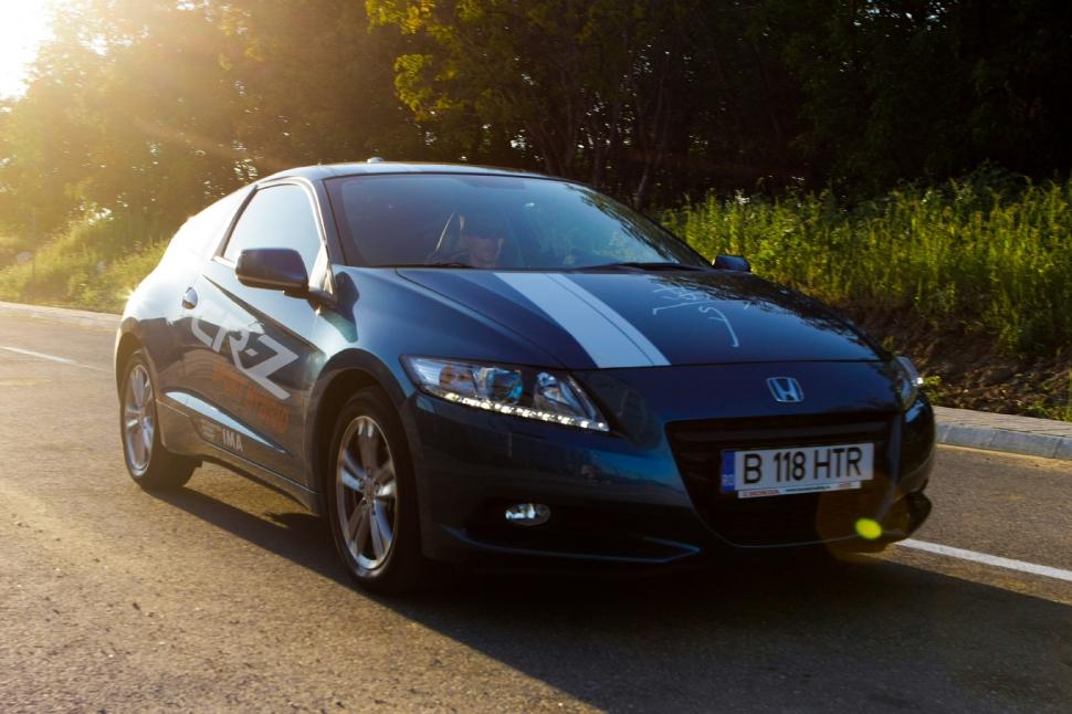 Test drive Antena3.ro. Honda CR-Z, un coupe eco-sportiv exclusivist (FOTO) 80135