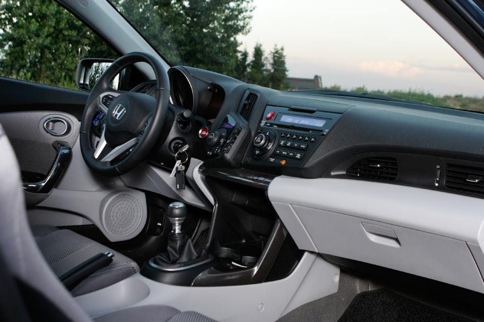 Test drive Antena3.ro. Honda CR-Z, un coupe eco-sportiv exclusivist (FOTO) 80149