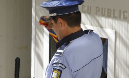 Poliţist comunitar din Focşani, găsit împuşcat cu pistolul din dotare (VIDEO)