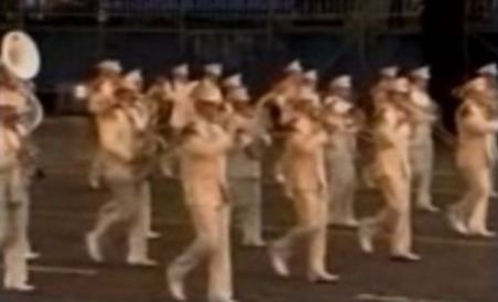 Orchestre militare din nouă ţări au defilat pe străzile Moscovei (VIDEO)