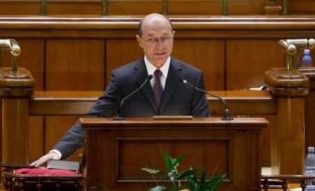 Senatul aprobă cererea lui Băsescu de a se adresa Parlamentului pe 21 septembrie