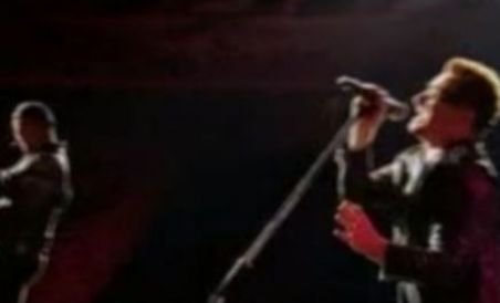 U2 a susţinut un concert incendiar la Istanbul (VIDEO)