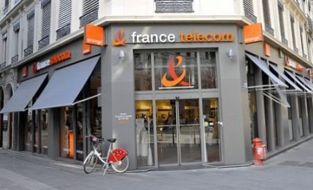 Cinci angajaţi ai France Telecom s-au sinucis în ultimele două săptămâni, ridicând numărul sinuciderilor la 23 (VIDEO)
