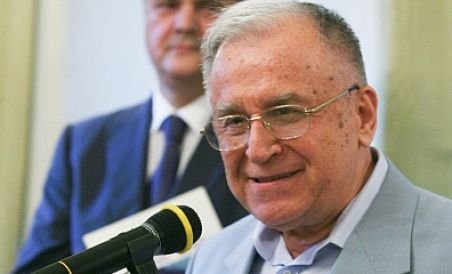 Ion Iliescu: Guvernul alternativ al PNL, o idee "cam năstruşnică"