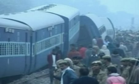 India: 13 morţi şi 30 de răniţi în urma unui accident feroviar