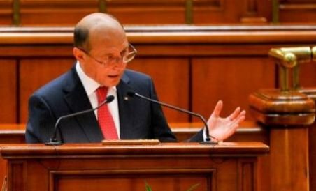 Traian Băsescu vine în Parlament pentru a vorbi despre probleme actuale de politică internă
