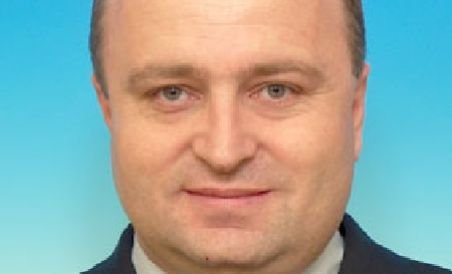 Petru Călian, membru al Comisiei de Buget-Finanţe: Salariile bugetarilor vor creşte cu minim 14%, în 2011