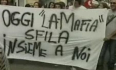 Demonstraţie anti-mafie, în Italia: Mii de oameni au ieşit în stradă (VIDEO)