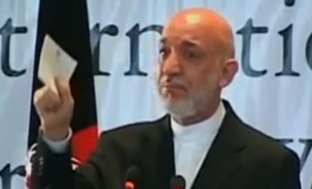 Preşedintele afgan Hamid Karzai a plâns în timpul unui discurs (VIDEO)