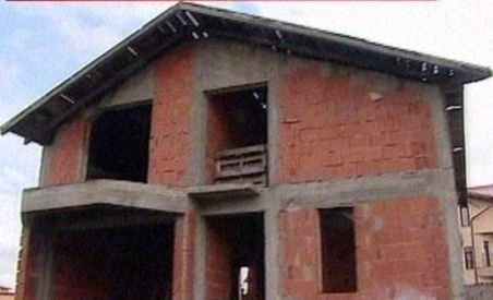 Casele în construcţie au devenit ţinta preferată a hoţilor (VIDEO)