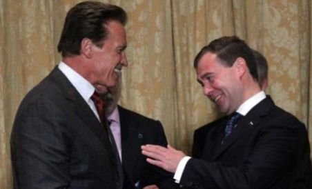 Medvedev către Schwarzenegger: Dacă aţi fi cetăţean rus, aţi putea fi primarul Moscovei (VIDEO)