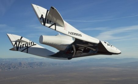 SpaceShipTwo, naveta spaţială comercială a Virgin Galactic, a efectuat primul zbor planat (VIDEO)