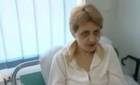 Învăţătoarea Cristina Anghel, de 50 de zile în greva foamei: "Nu voi renunţa" (VIDEO)