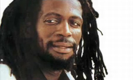 A murit Gregory Isaacs, cântăreţul jamaican de muzică reggae