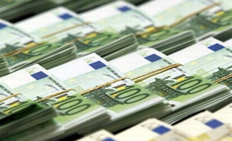 Consiliul Concurenţei a amendat CECAR cu aproape un milion de euro pentru fixarea tarifelor contabile