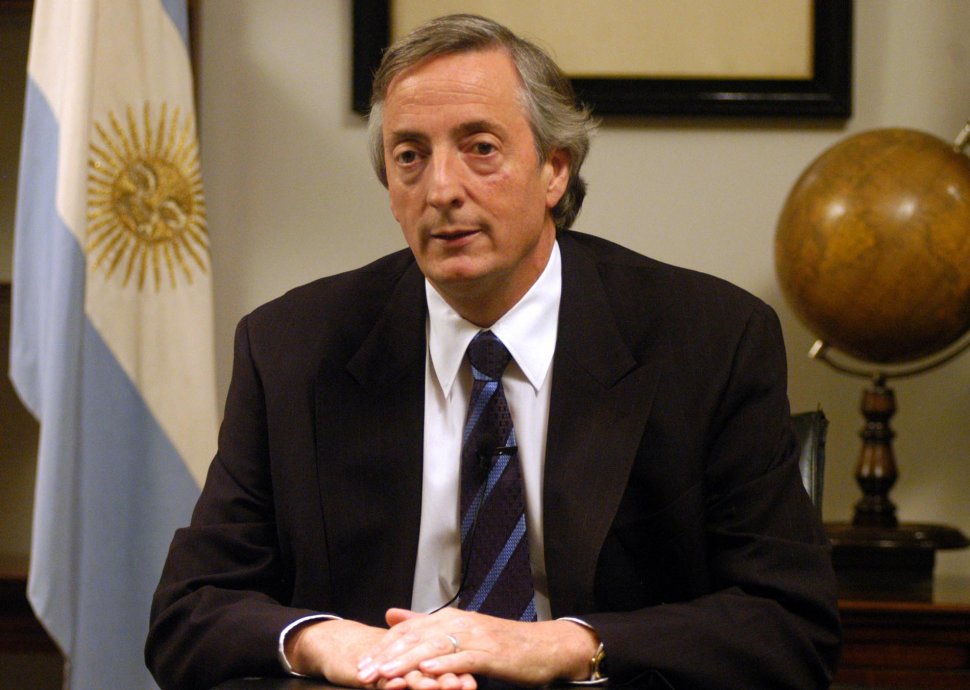 Argentina, în pragul unei noi ere politice după decesul fostului preşedinte Nestor Kirchner