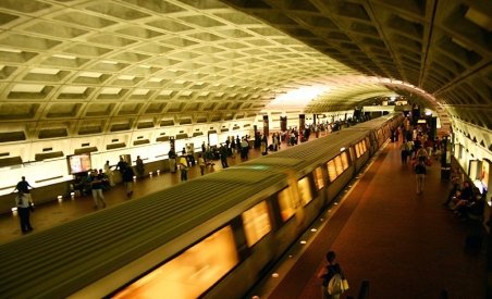Bărbat arestat la Washington pentru că a încercat să arunce metroul în aer