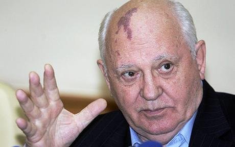 Gorbaciov: Putin obstrucţionează democraţia şi partidul său aminteşte de comunism