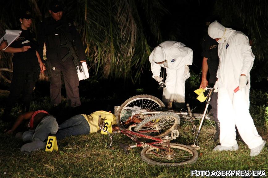 Masacru la un meci de fotbal din Honduras: 14 oameni, printre care doi arbitri, împuşcaţi mortal 80821