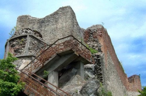 The Guardian şi CNN, în căutarea adevăratului Castel Dracula: O capcană turistică. Autostrăzile sunt, ca şi vampirii, mitice